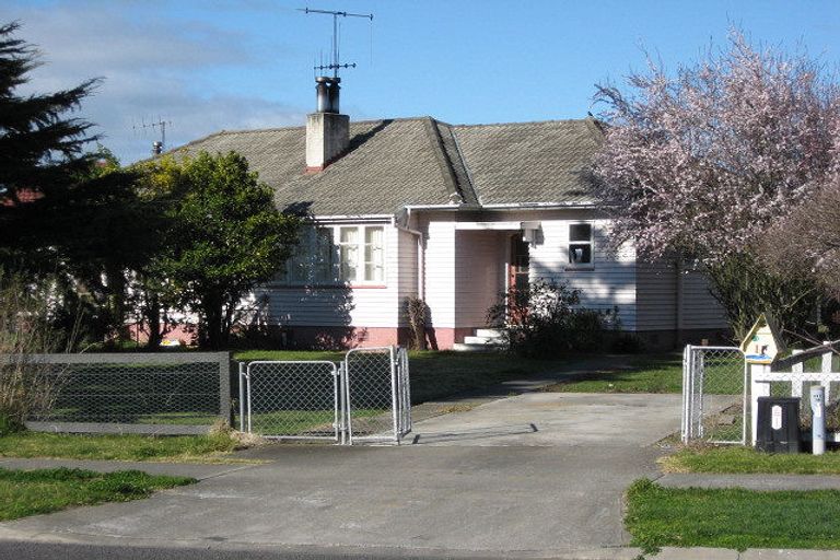 Photo of property in 1 Holyrood Terrace, Waipukurau, 4200