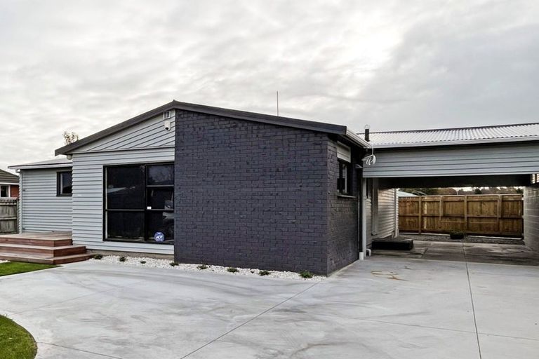 Photo of property in 107 Limbrick Street, Terrace End, Palmerston North, 4410