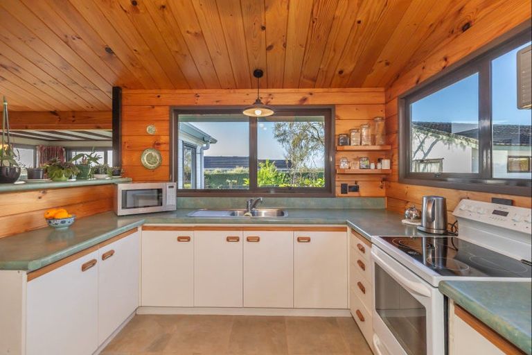 Photo of property in 26 Wakefield Road, Levin, 5571