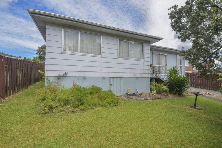 Photo of property in 11 Starling Place, Ranui, Auckland, 0612