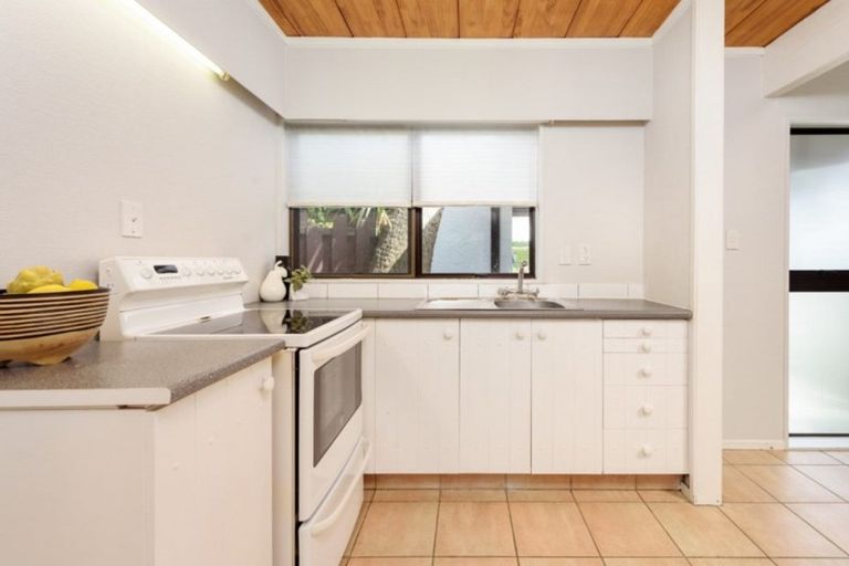 Photo of property in 4/190 Devonport Road, Tauranga, 3110