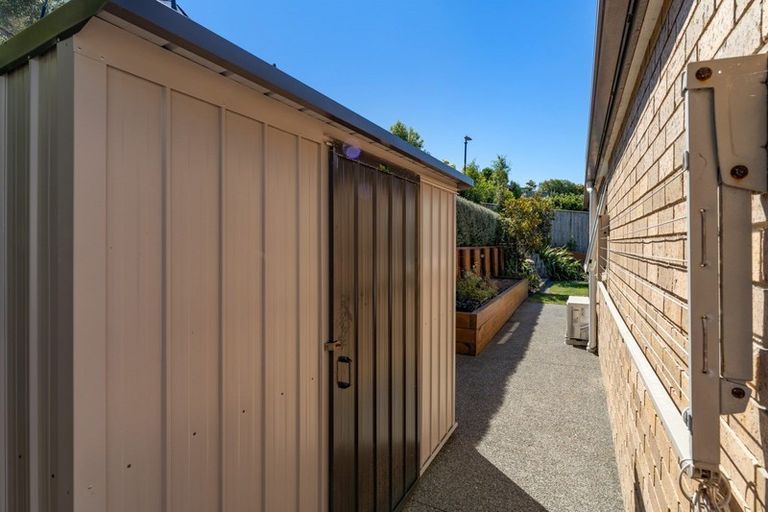Photo of property in 20 Tongariro Drive, Aotea, Porirua, 5024