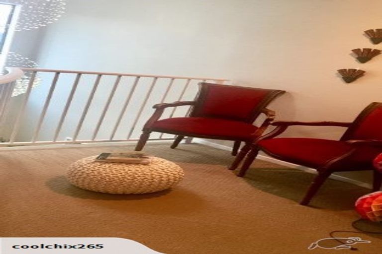 Photo of property in 29 Midhurst Avenue, Henderson, Auckland, 0612