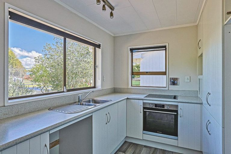 Photo of property in 11a Campbell Street, Havelock North, 4130