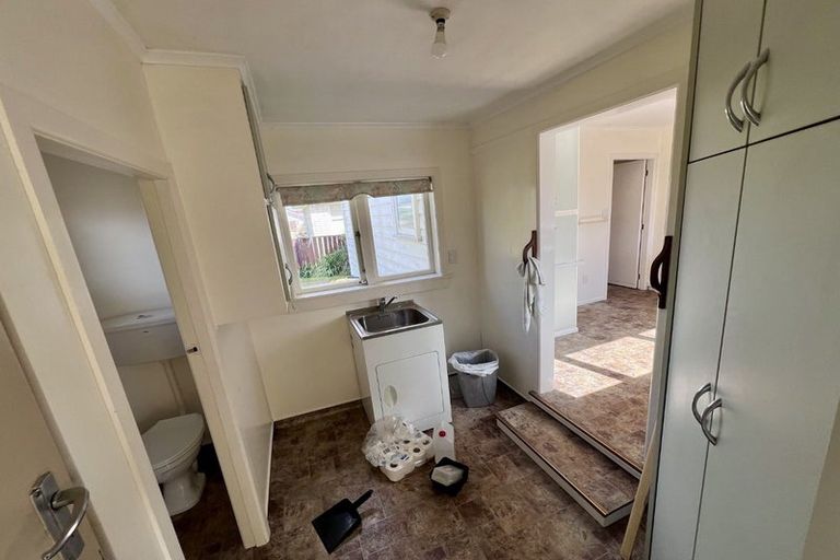 Photo of property in 33 Mcleod Road, Henderson, Auckland, 0612