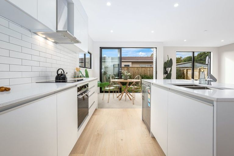 Photo of property in 3 Houhere Street, Paraparaumu, 5032