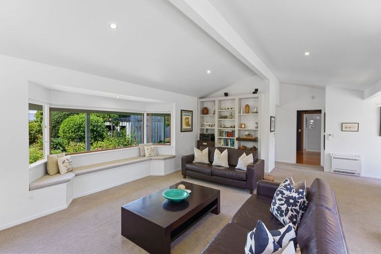 Photo of property in 16 Rauparaha Street, Waikanae Beach, Waikanae, 5036