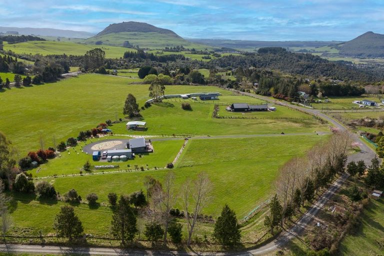 Photo of property in 70 Parerohi Grove, Kuratau, Turangi, 3381
