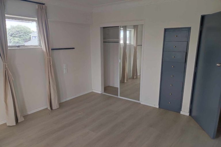 Photo of property in 177a Bucklands Beach Road, Bucklands Beach, Auckland, 2012