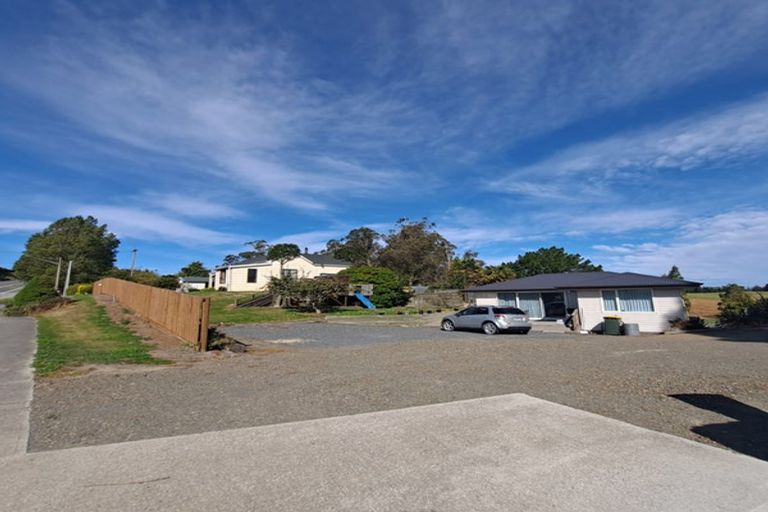 Photo of property in 76 Essex Street, Balclutha, 9230