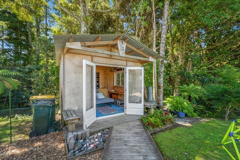 Photo of property in 34 Awanui Crescent, Matakana, Warkworth, 0985