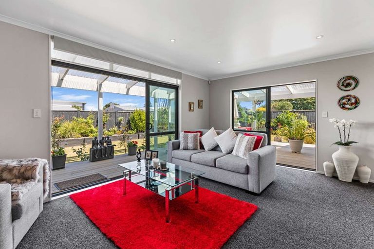 Photo of property in 13 Kamahi Street, Castlecliff, Whanganui, 4501