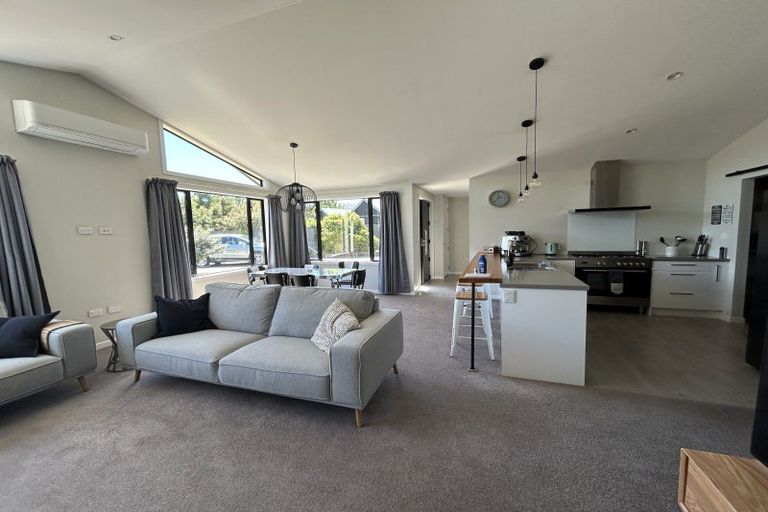 Photo of property in 3 Paradise Place, Lake Hawea, Wanaka, 9382