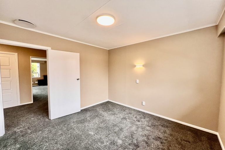 Photo of property in 76 California Drive, Totara Park, Upper Hutt, 5018