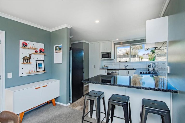 Photo of property in 2/36 Nottingham Avenue, Halswell, Christchurch, 8025