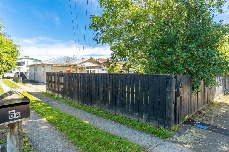 Photo of property in 6 Bristol Street, Trentham, Upper Hutt, 5018