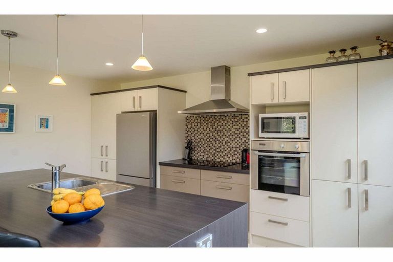 Photo of property in 10 Pickmere Lane, Kerikeri, 0230