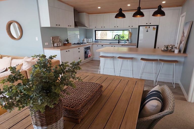 Photo of property in 4b Shoal Beach Road, Aramoana, Omakere, 4271