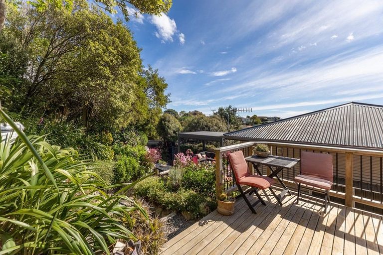 Photo of property in 32 Lorna Irene Drive, Raumati South, Paraparaumu, 5032