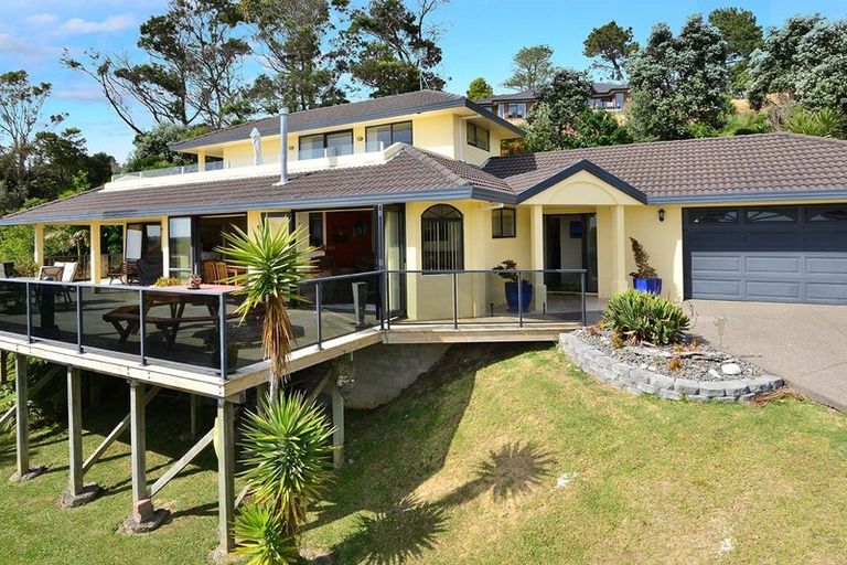 Photo of property in 10 Careen Grove, Gulf Harbour, Whangaparaoa, 0930