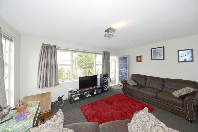 Photo of property in 3/27 Oxley Avenue, St Albans, Christchurch, 8014