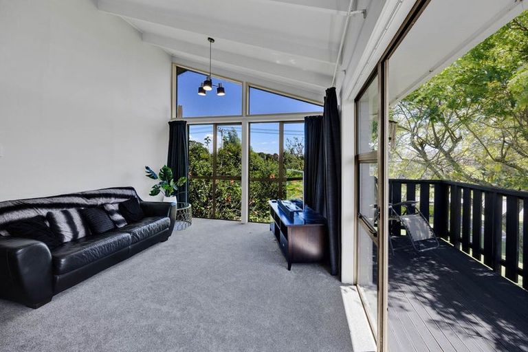 Photo of property in 86 Blake Street, Waitara, 4320
