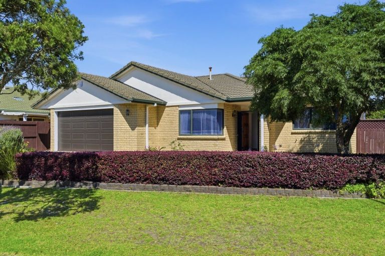 Photo of property in 10 Denny Hulme Drive, Mount Maunganui, 3116