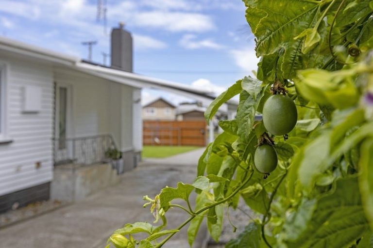 Photo of property in 14 Rosendale Avenue, Spotswood, New Plymouth, 4310