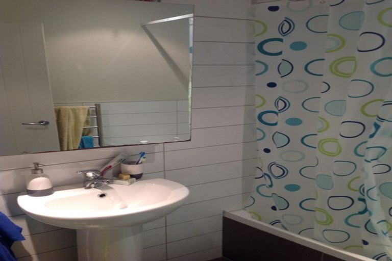 Photo of property in 2/26 Orangi Kaupapa Road, Northland, Wellington, 6012