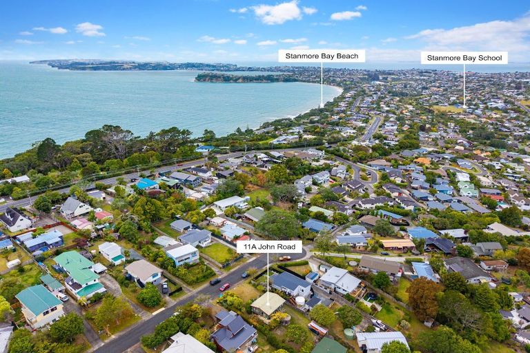 Photo of property in 11a John Road, Stanmore Bay, Whangaparaoa, 0932