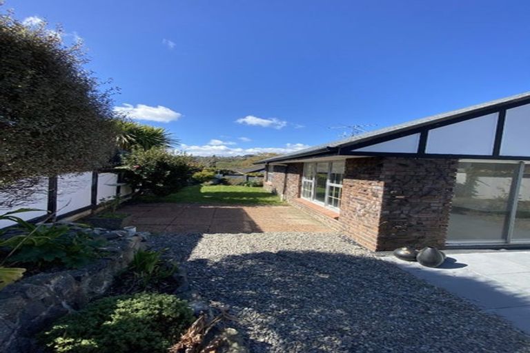 Photo of property in 28b Halswater Drive, Churton Park, Wellington, 6037