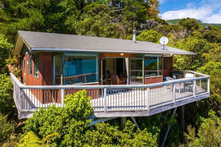 Photo of property in 1236 Tumbledown Bay Road, Port Underwood, Picton, 7281