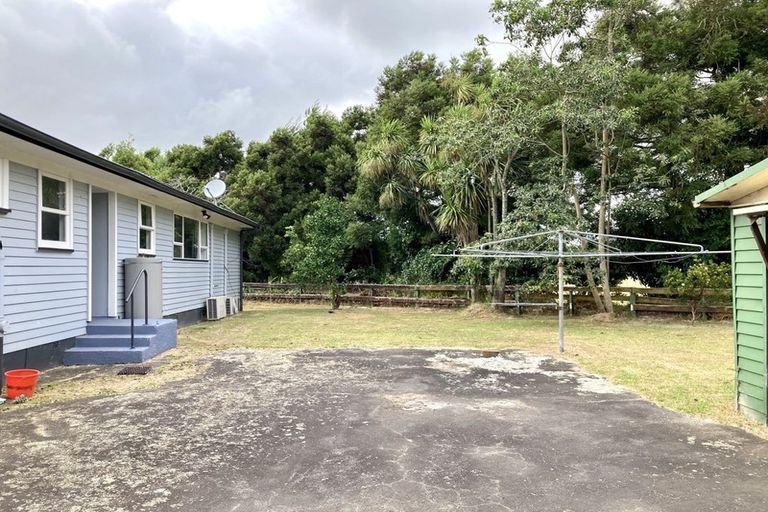 Photo of property in 1 Normandy Place, Henderson, Auckland, 0610