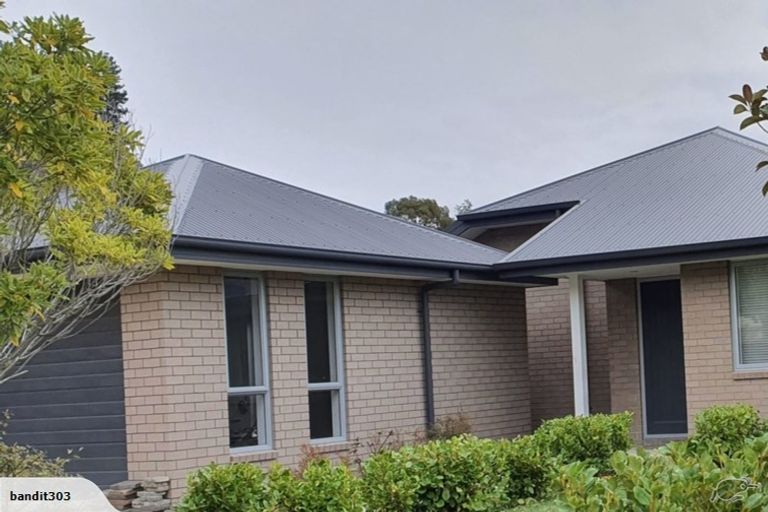 Photo of property in 5 Hamlet Lane, Heathcote Valley, Christchurch, 8022