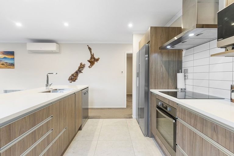 Photo of property in 37d Helenvale Crescent, Pokeno, 2402