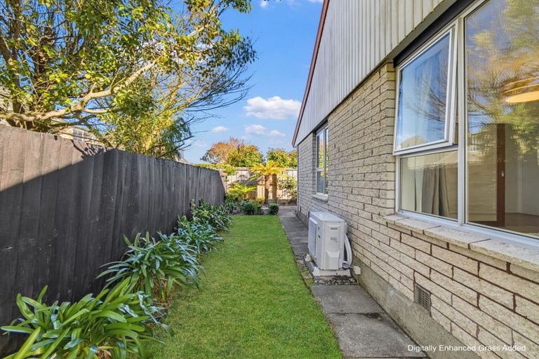 Photo of property in 2/204 Riverlaw Terrace, Saint Martins, Christchurch, 8022