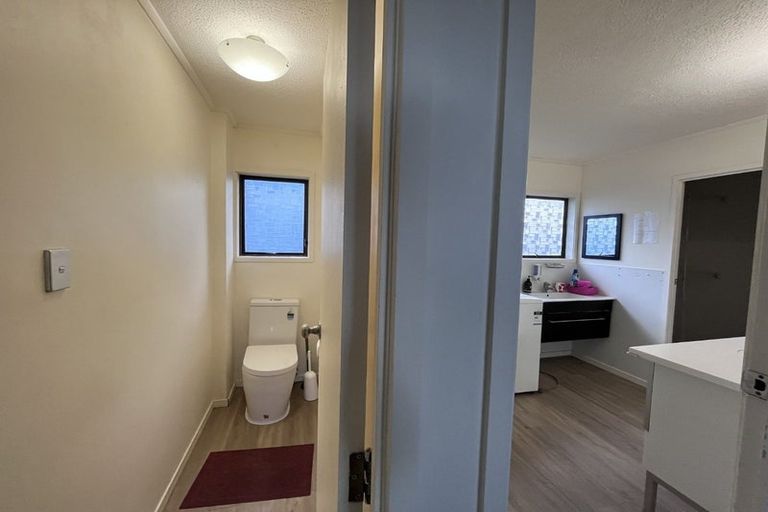 Photo of property in 14 Glendhu Road, Bayview, Auckland, 0629