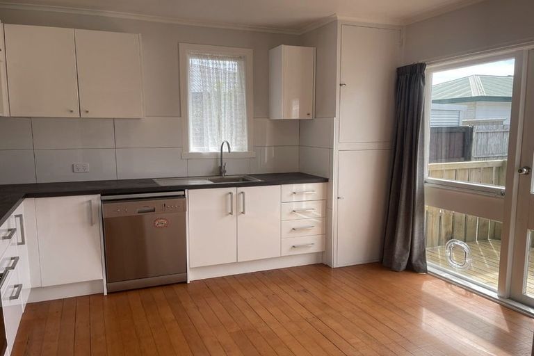 Photo of property in 22 Lisbon Street, Greerton, Tauranga, 3112