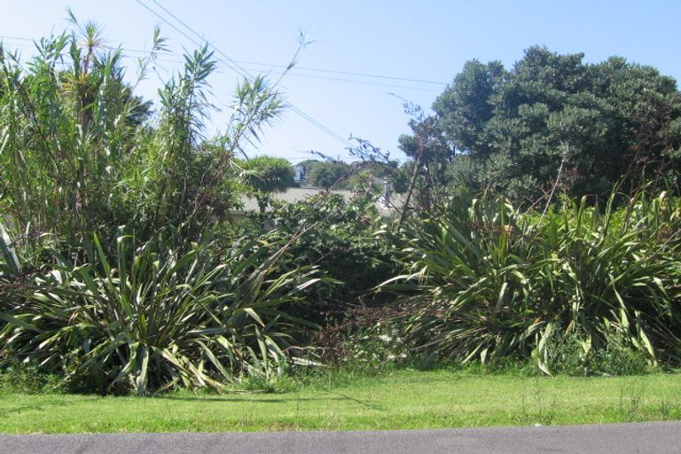 Photo of property in 18 Manuka Road, Oneroa, Waiheke Island, 1081