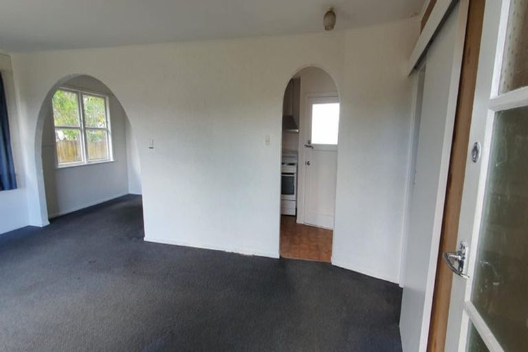 Photo of property in 18 Thomas Road, Mangere, Auckland, 2022