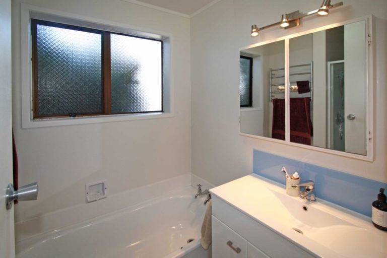 Photo of property in 37 Trelawney Crescent, Westown, New Plymouth, 4310