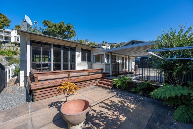 Photo of property in 53 Shakespeare Road, Bluff Hill, Napier, 4110