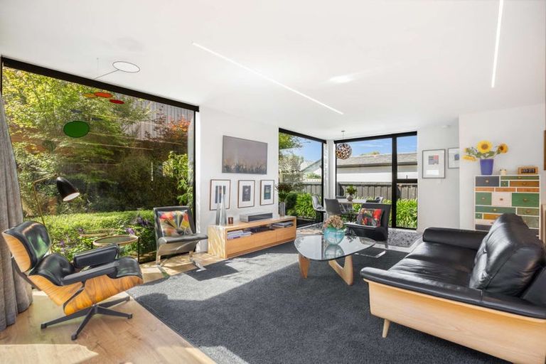 Photo of property in 53a Edward Avenue, Edgeware, Christchurch, 8013