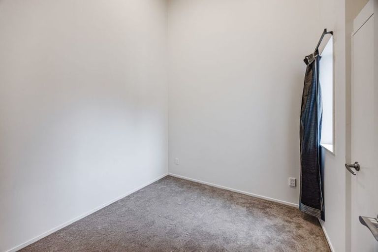 Photo of property in 10 Pasla Close, Papakura, 2110