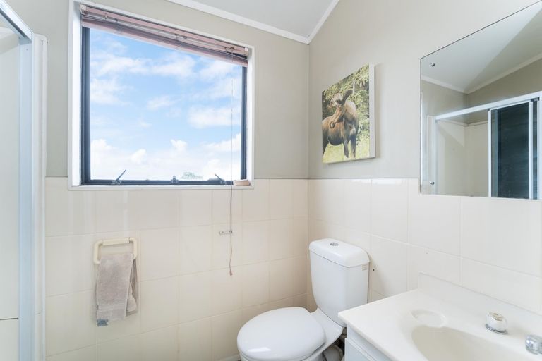 Photo of property in 1/24 Leven Lane, Totara Heights, Auckland, 2105
