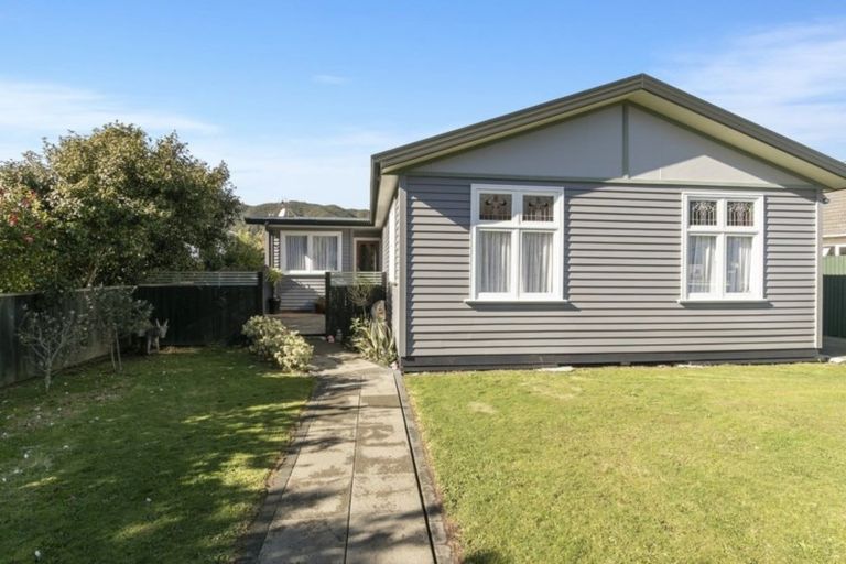 Photo of property in 60 Westminster Road, Wainuiomata, Lower Hutt, 5014