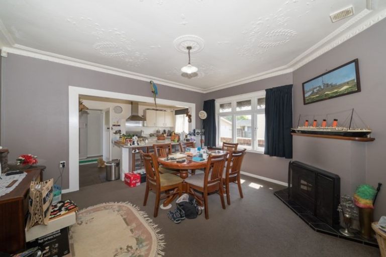 Photo of property in 18 Kowhai Avenue, Takaro, Palmerston North, 4410