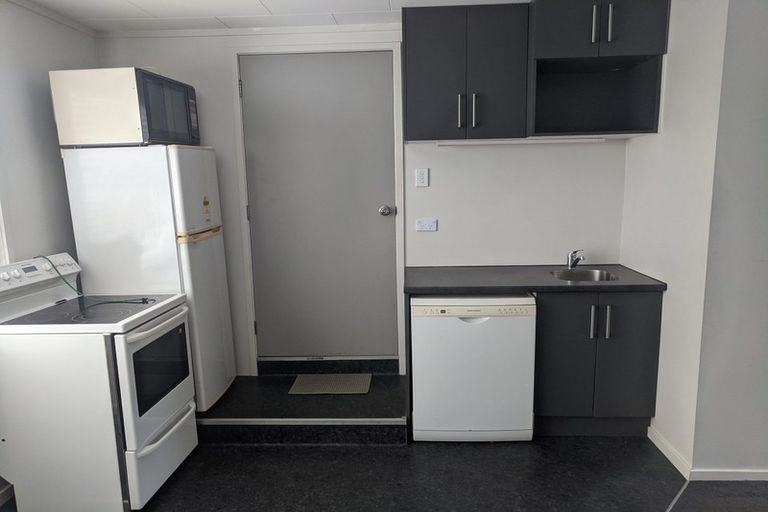 Photo of property in 2/12 Gossamer Drive, Pakuranga Heights, Auckland, 2010