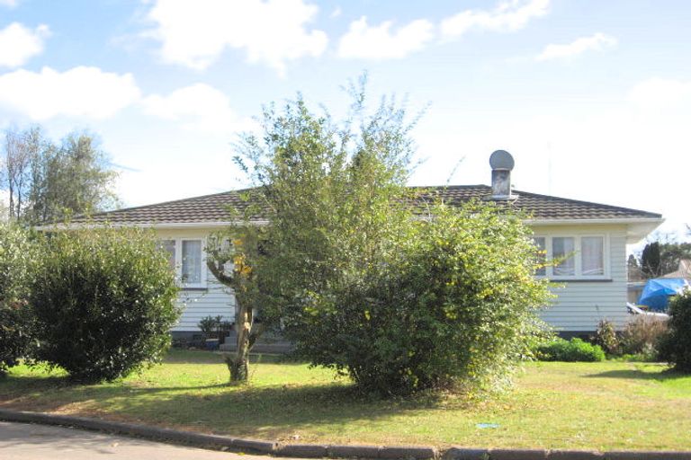 Photo of property in 1/17 Elizabeth Street, Papakura, 2110