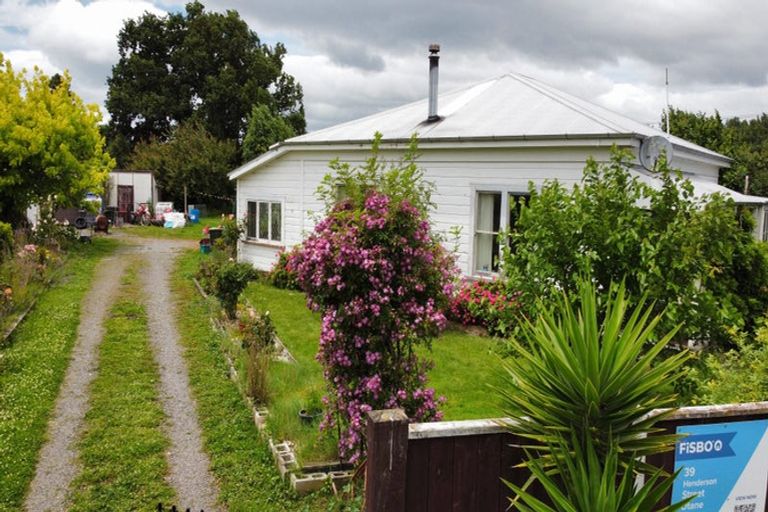 Photo of property in 39 Henderson Street, Otane, 4202